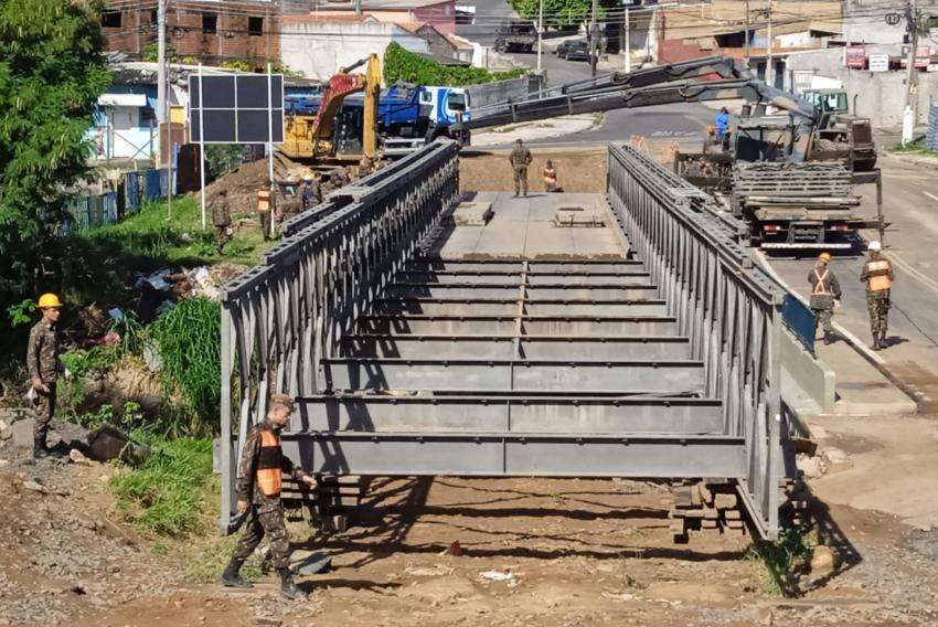 A Retirada da Ponte Temporária em Jardim das Bandeiras II, Campinas