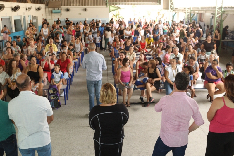 Prefeito finaliza distribuição de kits escolares para cerca de 26 mil alunos e declara novas creches em Hortolândia