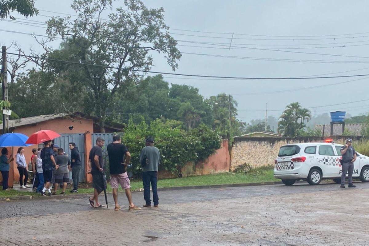 Tragédia em Campinas - Idosa perde a vida após marido sofrer mal súbito e colidir carro com muro