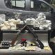 A Sombra do Crime em Hortol ndia M e e Filho Presos com Arsenal de Drogas e Armas Ligado ao Comando Vermelho