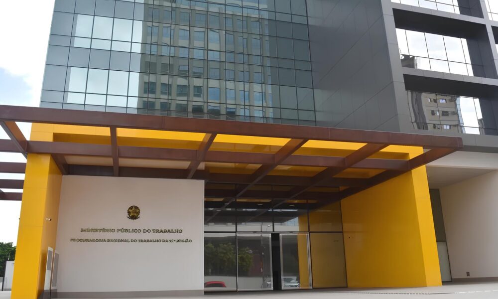 Justi a Condena Multinacional Alem por Ass dio Moral e Jornadas Abusivas O Caso Martinrea Honsel