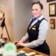 O Papel Silencioso que Move Cl nicas A Jornada de um a Recepcionista no Mercado Moderno
