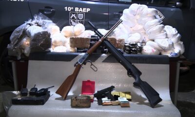 Um Arsenal de Destrui o M e e Filho Presos em Opera o que Revelou 96 kg de Drogas Armas e Dinheiro Enterrado