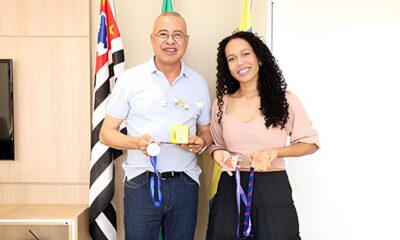 A Jovem que Desenhou o Futuro Como Maria Eduarda Conquistou o Mundo com Matem tica e Determina o