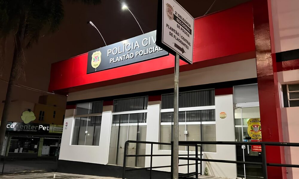 A Noite em que o Medo e a Justi a Cruzaram Fogo no Jardim Fernanda