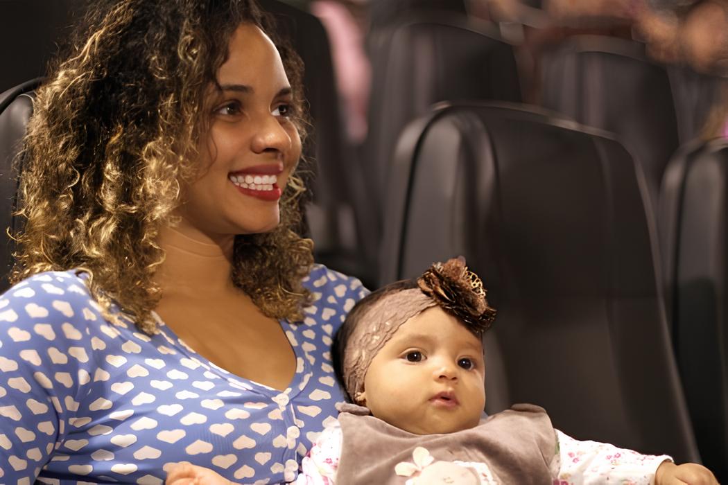 CineMaterna no ABCD: A Revolução do Cinema para Famílias com Bebês Chegou 12 CineMaterna no ABCD A Revolu o do Cinema para Fam lias com Beb s Chegou