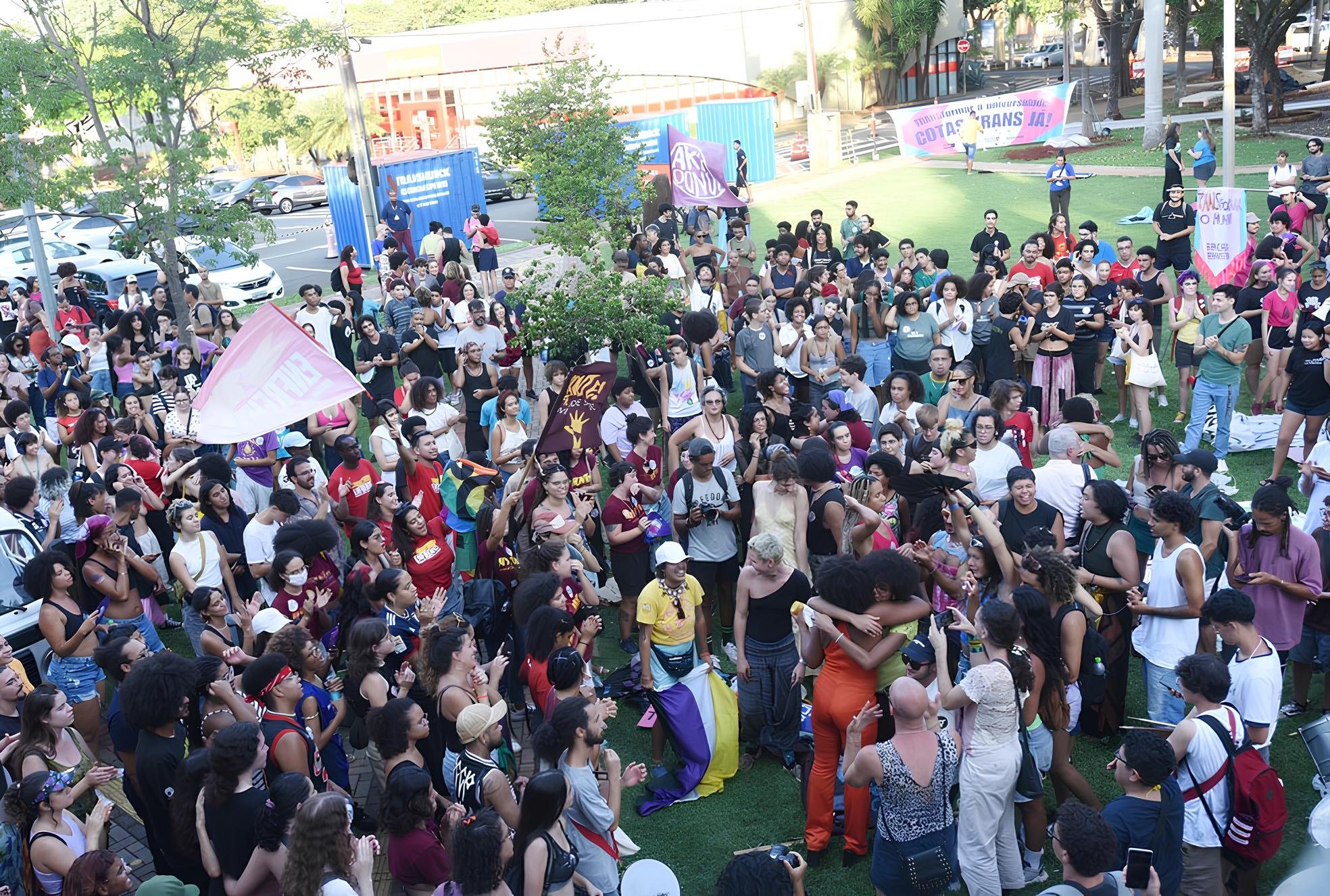 Como a Unicamp Está Redefinindo o Futuro do Ensino Superior com Cotas Trans: Um Passo Rumo à Igualdade Sem Prejudicar a Meritocracia 12 Como a Unicamp Est Redefinindo o Futuro do Ensino Superior com Cotas Trans Um Passo Rumo Igualdade Sem Prejudicar a Meritocracia