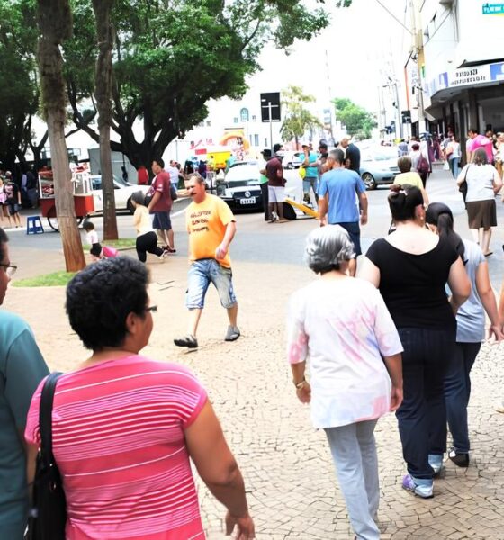 Como o Comércio de Santa Bárbara d'Oeste se Prepara para os Feriados da Páscoa e Tiradentes: Uma Jornada Entre Tradição, Economia e Cultura Local 13 Como o Com rcio de Santa B rbara d Oeste se Prepara para os Feriados da P scoa e Tiradentes Uma Jornada Entre Tradi o Economia e Cultura Local