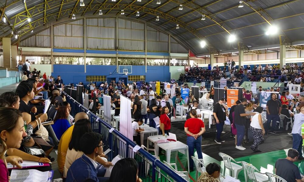 Diadema Faz Hist ria O Maior Feir o de Empregos da Cidade Re ne Milhares em Busca de Sonhos e Oportunidades