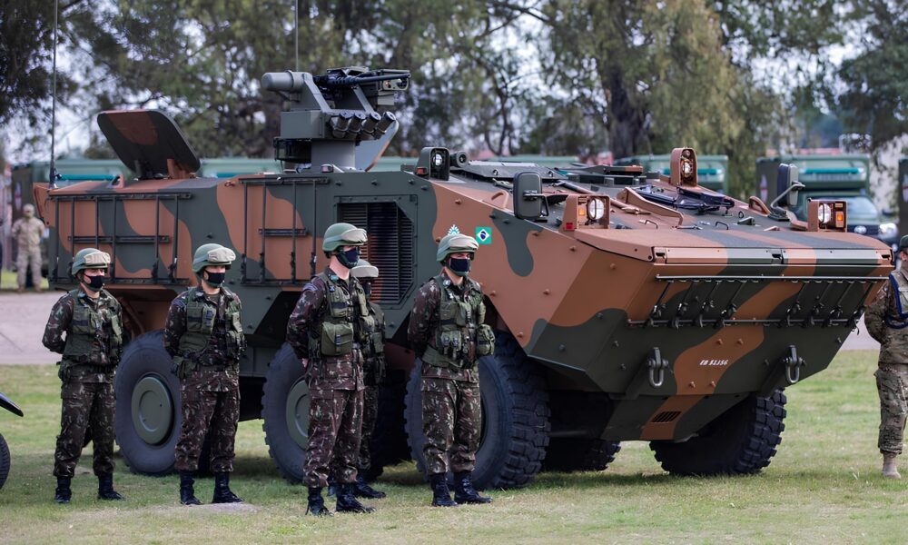 Ex rcito Brasileiro Abre Portas para a Popula o Uma Jornada Inesquec vel por Equipamentos e Hist rias Militares