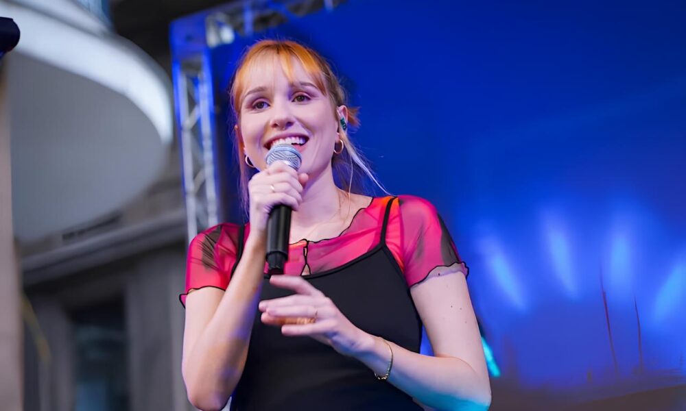 Giulia Blue A Explos o de Cor e Som que Vai Conquistar Campinas em Maio