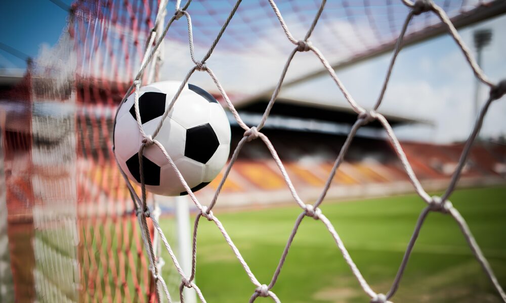 O Encontro dos Gigantes Caldense e Pouso Alegre no Espelho do Futebol Mineiro