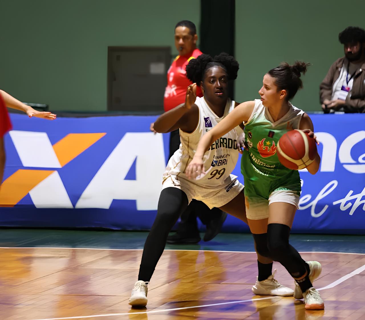 A Noite Mágica do Basquete Feminino: São José e Unimed/Campinas Reinam na LBF 12 A Noite M gica do Basquete Feminino S o Jos e Unimed Campinas Reinam na LBF