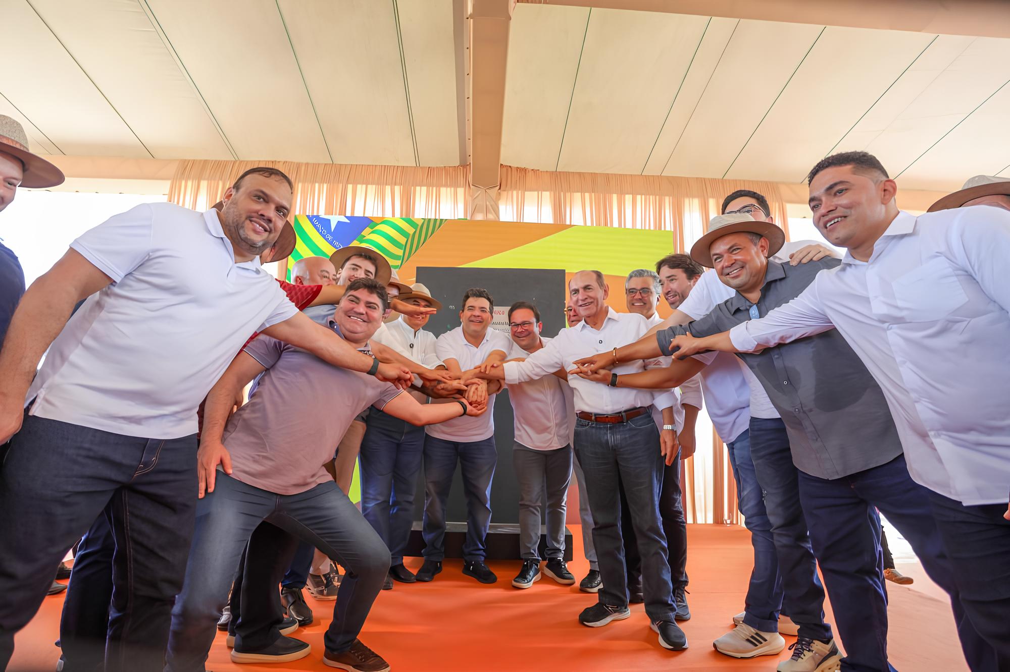 Como o Piauí Está Redefinindo Seu Futuro: A Jornada de Rafael Fonteles em Pau D’Arco e Outras Cidades 12 Como o Piau Est Redefinindo Seu Futuro A Jornada de Rafael Fonteles em Pau D Arco e Outras Cidades