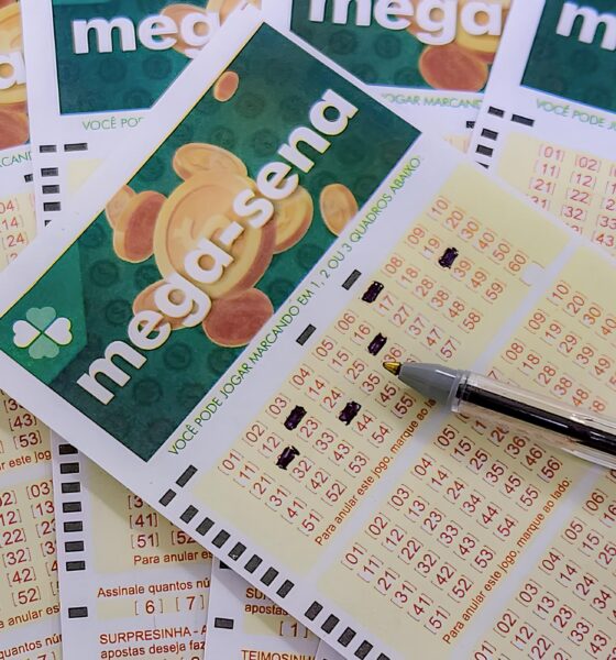 Mega-Sena Acumula R$ 11 Milhões: O Sonho Que Pode Mudar a Vida de Alguém Esta Noite 13 Mega Sena Acumula R 11 Milh es O Sonho Que Pode Mudar a Vida de Algu m Esta Noite