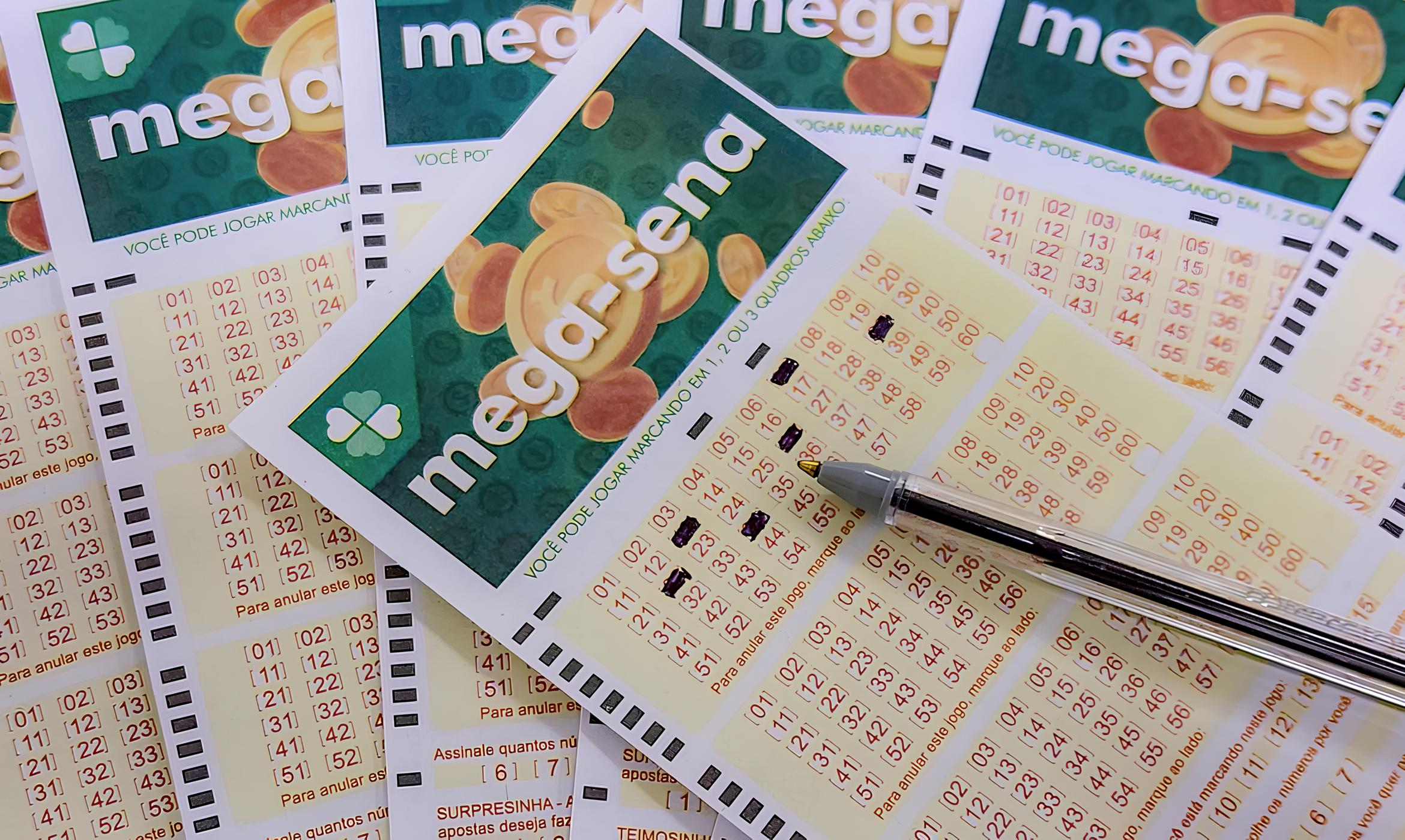 Mega-Sena Acumula R$ 11 Milhões: O Sonho Que Pode Mudar a Vida de Alguém Esta Noite 12 Mega Sena Acumula R 11 Milh es O Sonho Que Pode Mudar a Vida de Algu m Esta Noite