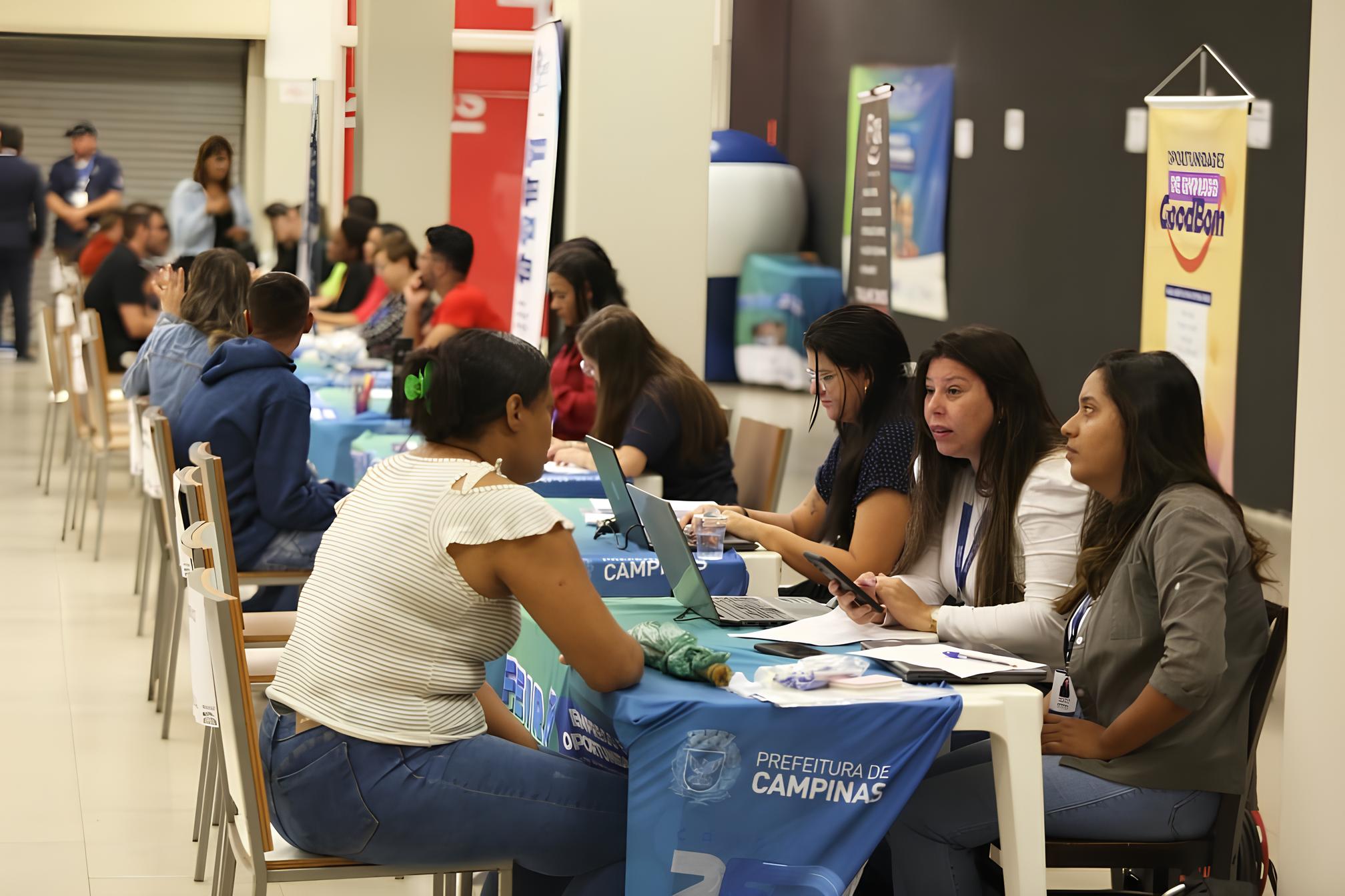 O Dia em Que Campinas Abriu Suas Portas Para o Futuro: O 11º Feirão de Emprego e Oportunidades 12 O Dia em Que Campinas Abriu Suas Portas Para o Futuro O 11 Feir o de Emprego e Oportunidades