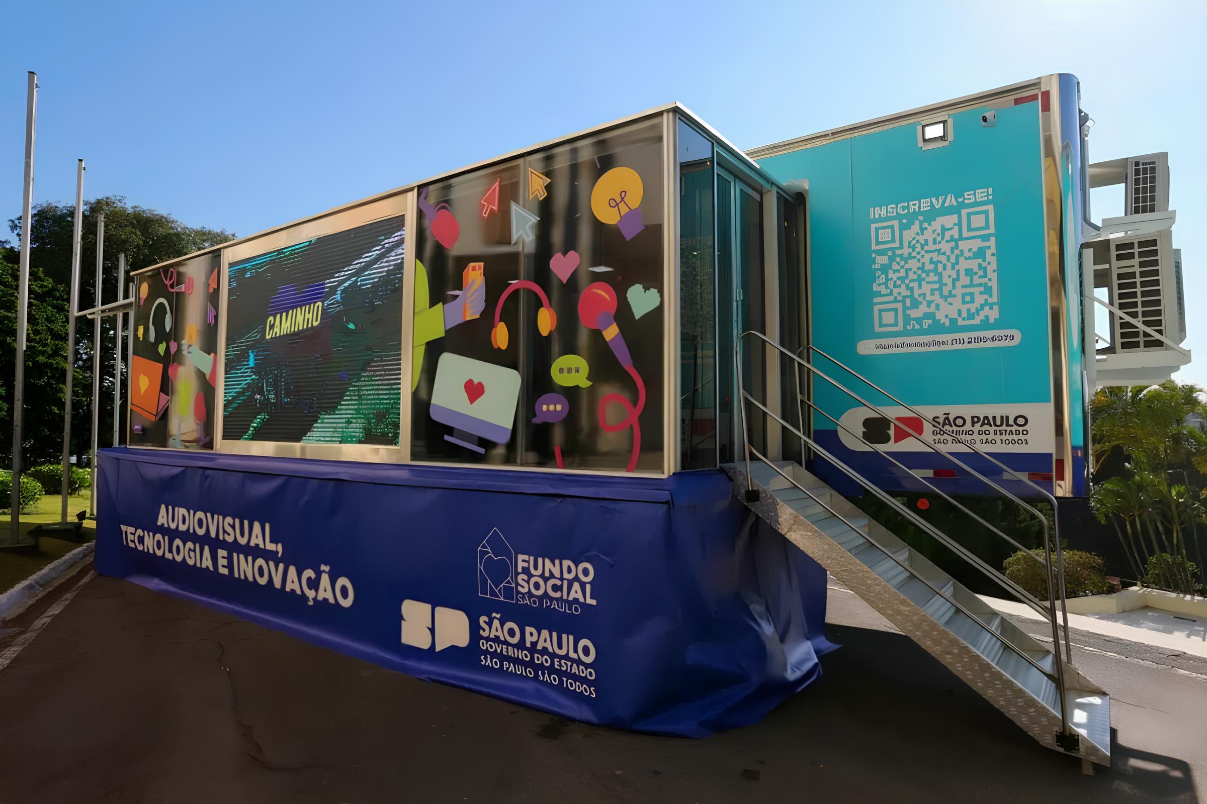O Futuro Chegou em Rodas: Como Campinas Está Transformando Vidas com Educação Móvel 12 O Futuro Chegou em Rodas Como Campinas Est Transformando Vidas com Educa o M vel