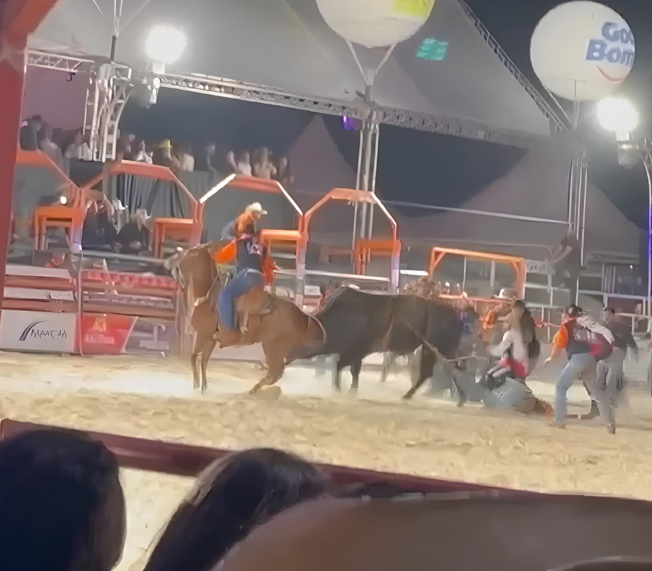 O Momento que Paralisou o Rodeio: Peão Arrastado por Touro em Hortolândia Revela Drama, Resiliência e Reflexões Sobre Esportes de Risco 12