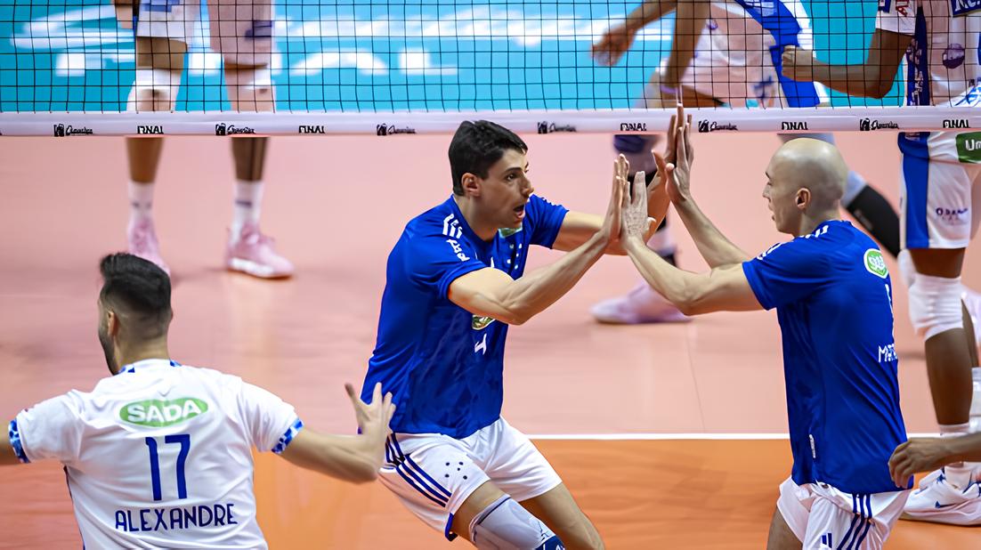 O Triunfo do Gigante: Como o Sada Cruzeiro Redefiniu a História no Vôlei Brasileiro 12 O Triunfo do Gigante Como o Sada Cruzeiro Redefiniu a Hist ria no V lei Brasileiro