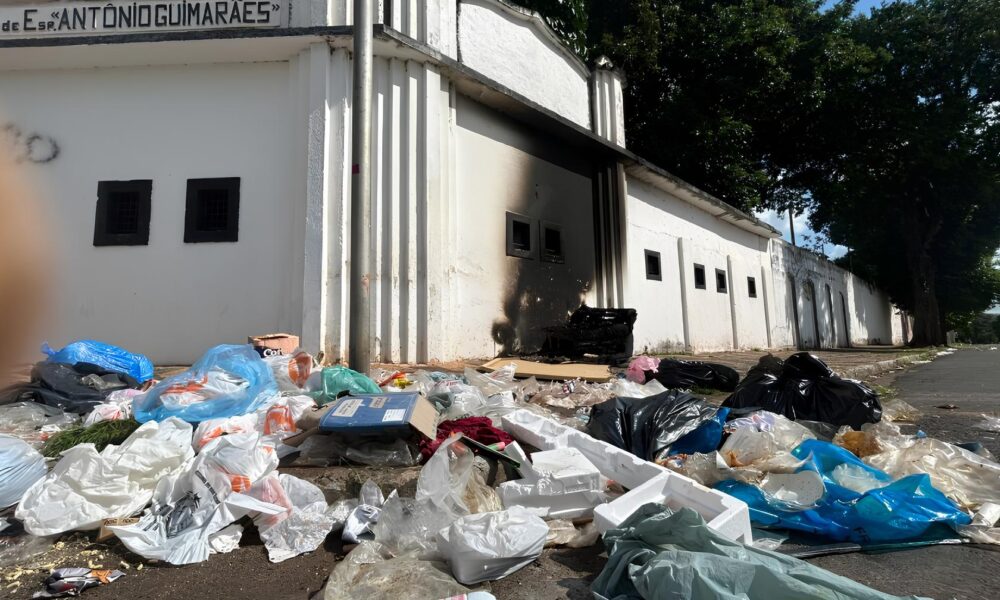 Quando o Fogo Consumiu o Simbolismo de Um Est dio O Caso do Vandalismo em Santa B rbara d Oeste
