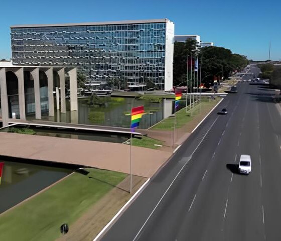 110 Bandeiras Arco ris A Esplanada dos Minist rios se Torna um S mbolo de Orgulho e Resist ncia