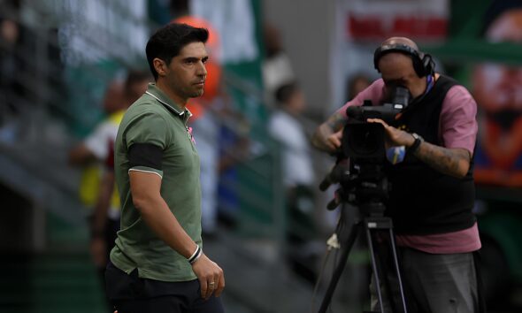 Como Abel Ferreira Est Transformando o Palmeiras em Um Quebra Cabe a T tico Contra o Chelsea A Saga das Quartas de Final