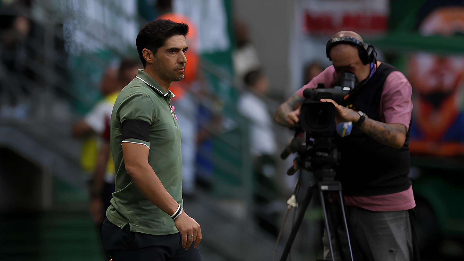 Como Abel Ferreira Está Transformando o Palmeiras em Um Quebra-Cabeça Tático Contra o Chelsea: A Saga das Quartas de Final 12 Como Abel Ferreira Est Transformando o Palmeiras em Um Quebra Cabe a T tico Contra o Chelsea A Saga das Quartas de Final