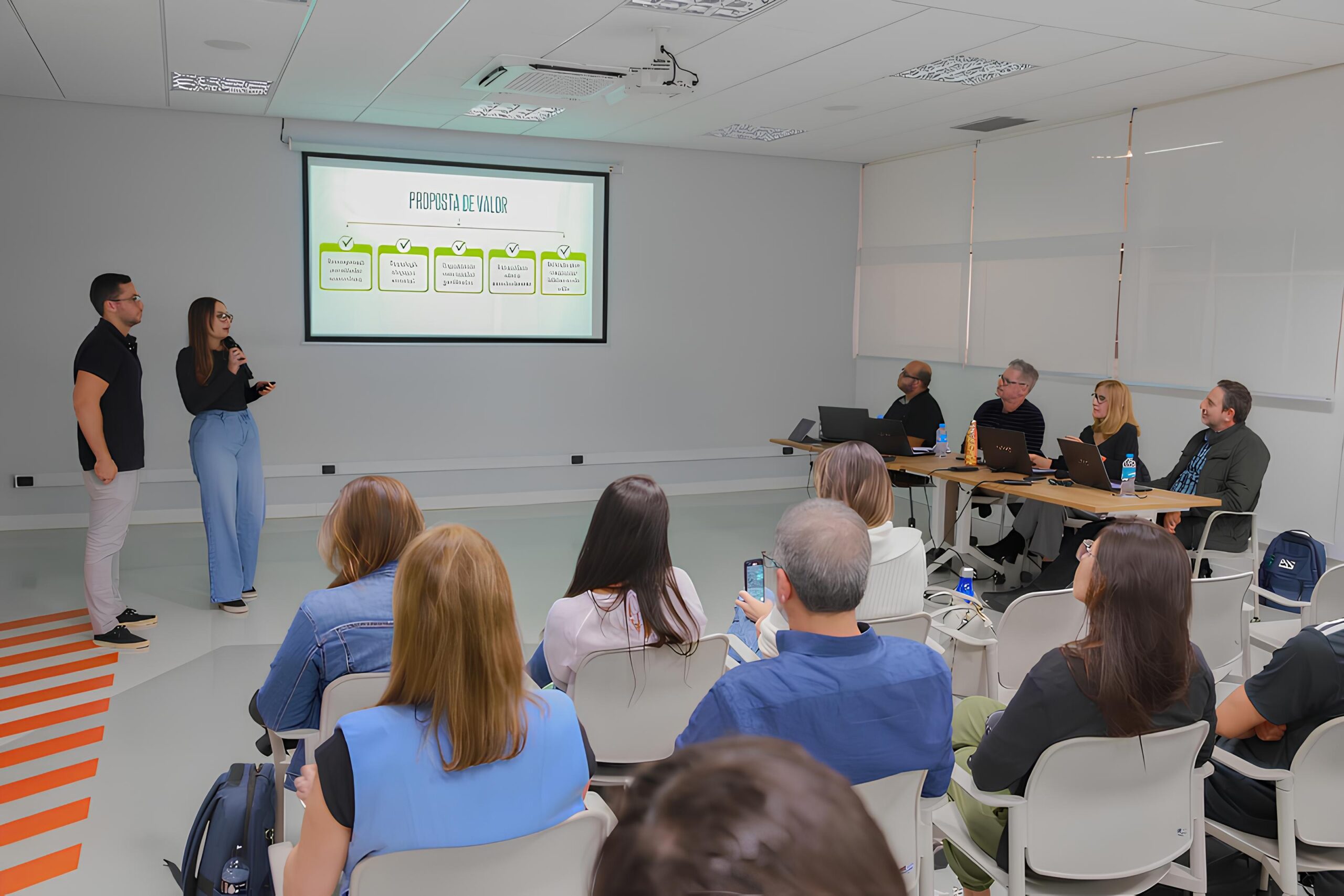 Como a PUC-Campinas Está Revolucionando o Ensino Superior com Práticas Empreendedoras Inovadoras 12 Como a PUC Campinas Est Revolucionando o Ensino Superior com Pr ticas Empreendedoras Inovadoras scaled
