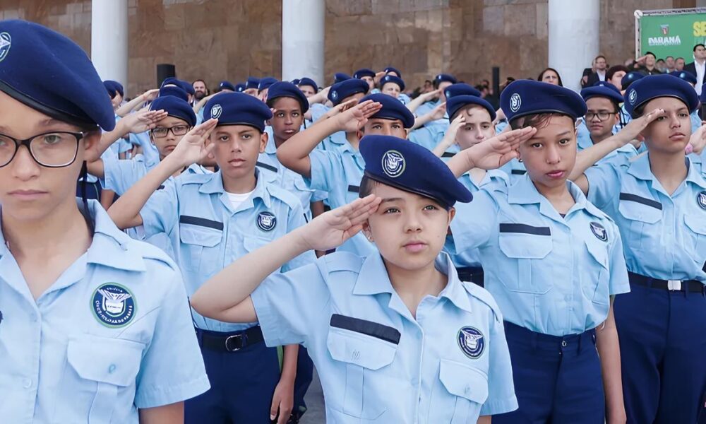 Como o Programa Escola C vico Militar Est Transformando a Educa o em S o Paulo Tudo Sobre a Sele o de Monitores e Suas Implica es