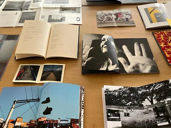 Entre Páginas e Histórias: O Encontro Mágico de Livros Raros e Publicações Independentes na BORA 13 Entre P ginas e Hist rias O Encontro M gico de Livros Raros e Publica es Independentes na BORA