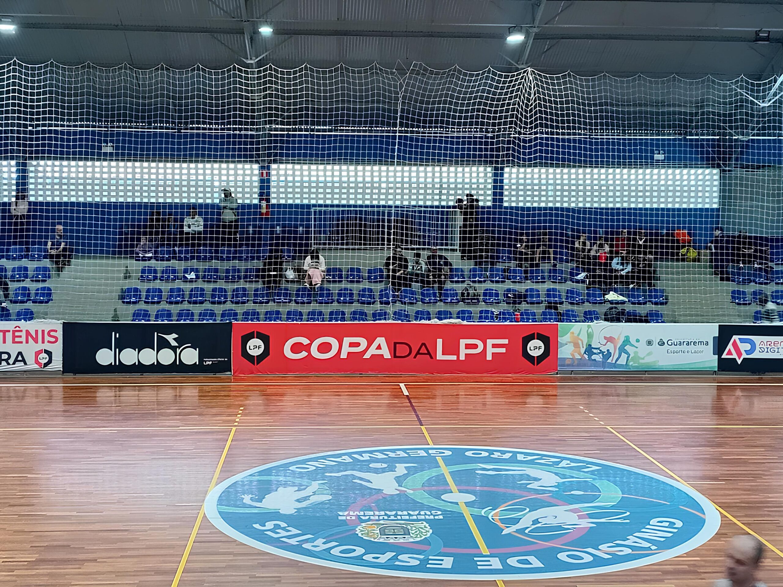 FUTSAL: A Magia dos Pequenos Conquistadores no Vale do Paraíba e o Caminho para a Glória em Mogi das Cruzes 12 FUTSAL A Magia dos Pequenos Conquistadores no Vale do Para ba e o Caminho para a Gl ria em Mogi das Cruzes scaled