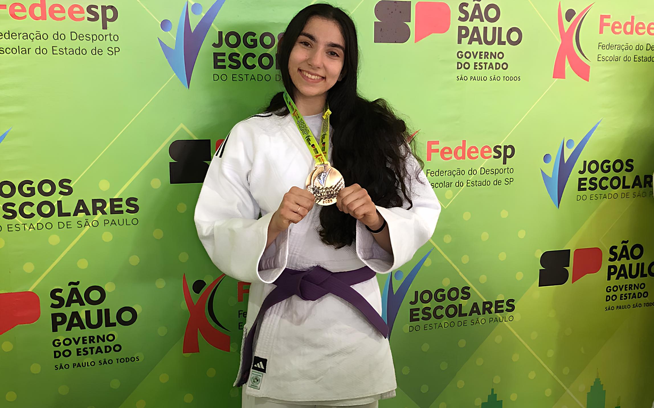 Judoca Lara Mantovani: A Jovem Estrela do Judô Que Está Conquistando o Brasil 12 Judoca Lara Mantovani A Jovem Estrela do Jud Que Est Conquistando o Brasil