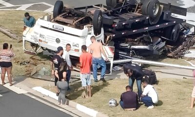 Quando o Inesperado Toma Conta da Cidade O Dia em que um Guincho Tombou e Paralisou Hortol ndia