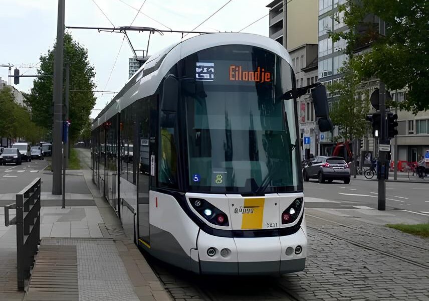 Os Trens do Futuro Chegaram Como os URBOS 100 V o Revolucionar Salvador em 2026