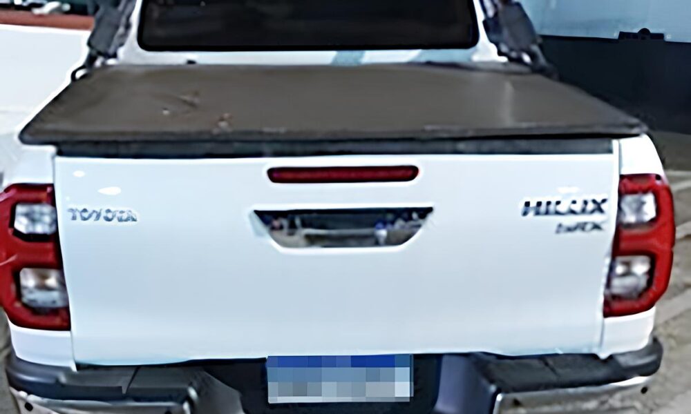 A Persegui o que Virou Manchete Como uma Caminhonete Hilux Furtada em Paul nia Revelou um Caso de Furto e Armas Ilegais