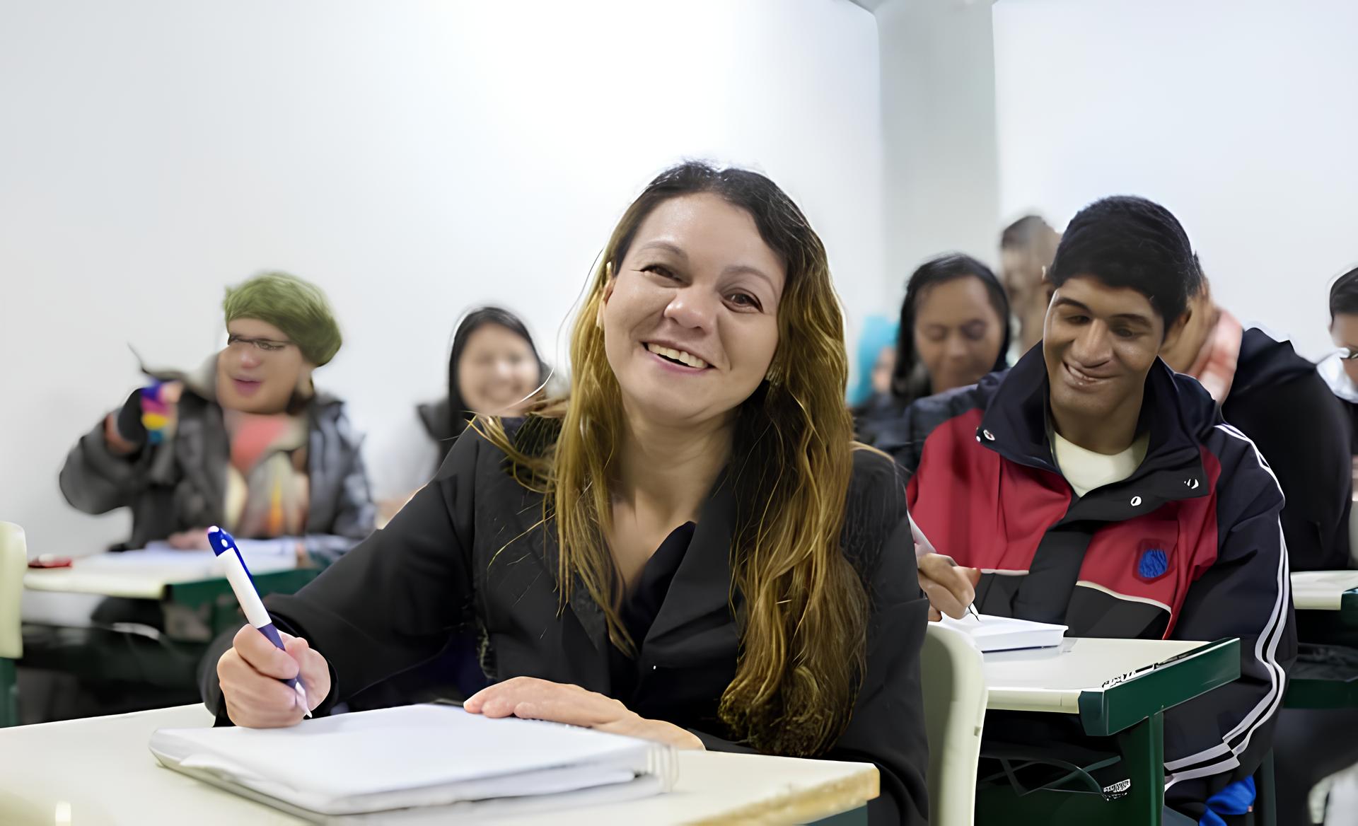 Campinas, 2025: A Revolução Silenciosa do Ensino Médio para Adultos – Um Futuro Mais Flexível Está Chegando? 8