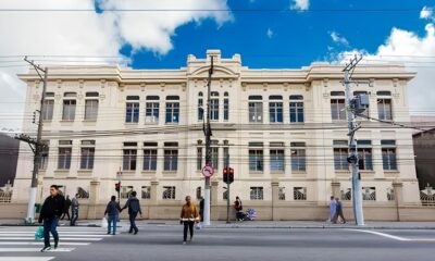 Descubra como 102 Vagas em Cursos T cnicos de Teatro Podem Mudar o Futuro da Cultura no Brasil