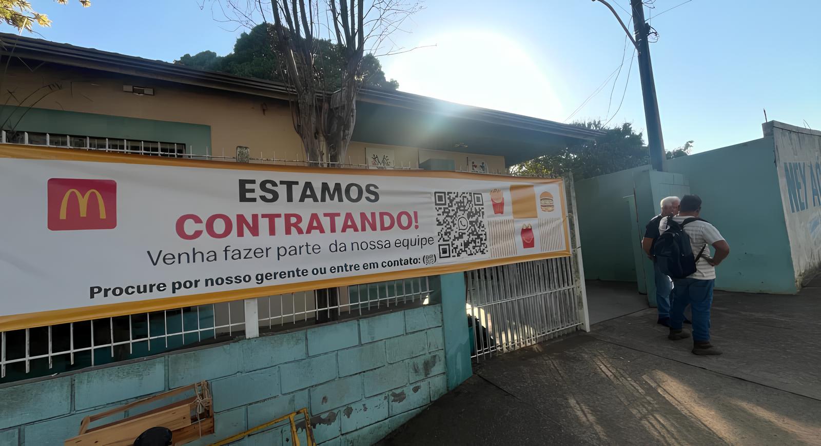 McDonald's Transforma Vidas em Cosmópolis: 20 Vagas Abertas e Uma Janela de Oportunidades no Shopping Dom Pedro 8 McDonald s Transforma Vidas em Cosm polis 20 Vagas Abertas e Uma Janela de Oportunidades no Shopping Dom Pedro