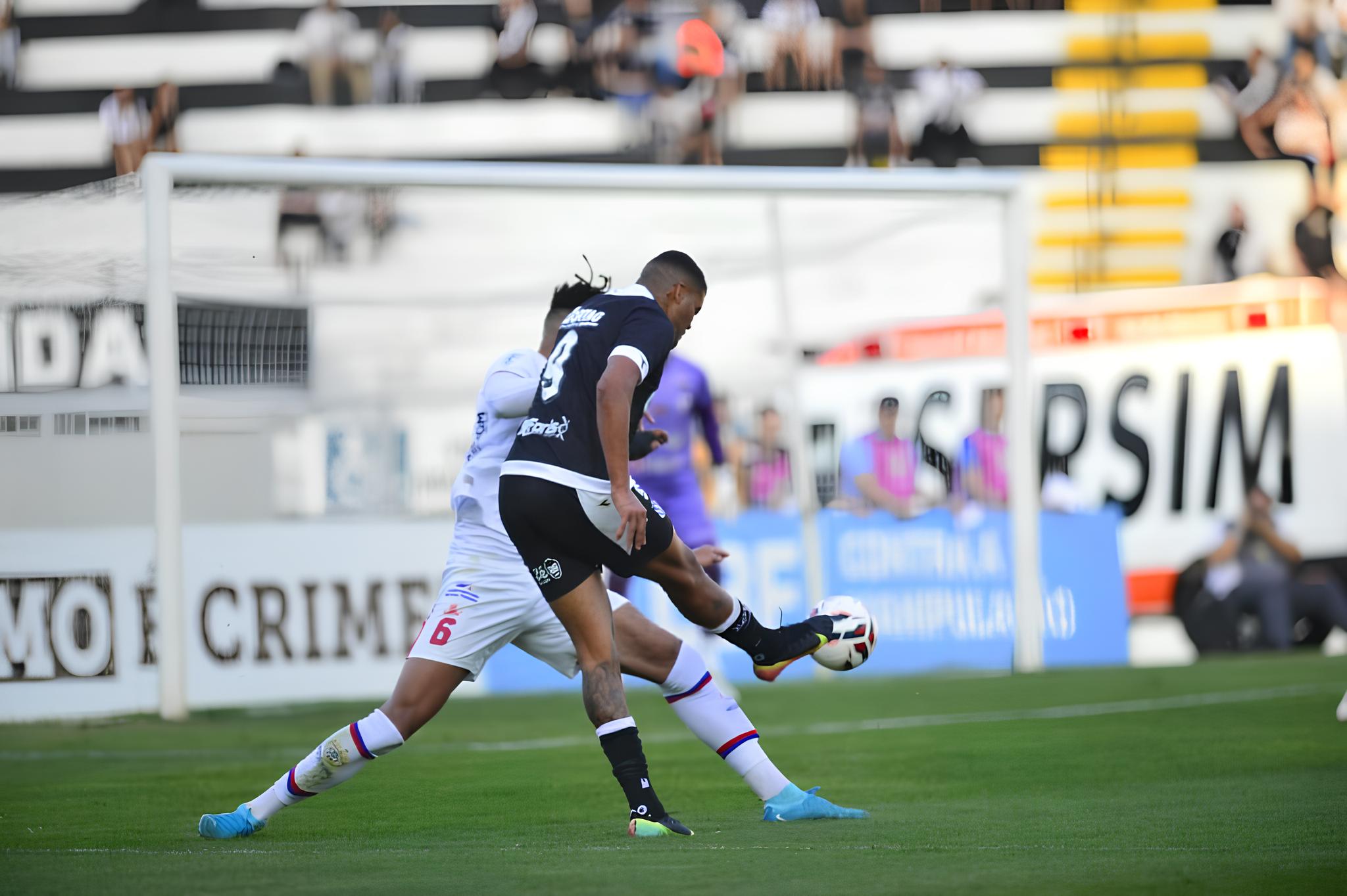 O Gol Decisivo que Selou o Destino da Macaca Como Jonas Tor Conquistou a Classifica o no Mois s Lucarelli