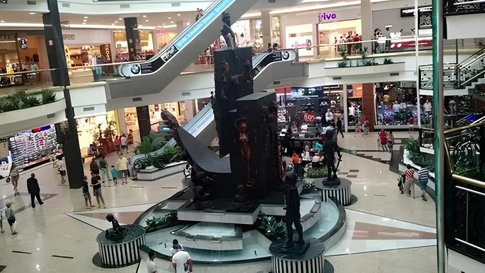 O Retorno dos Cl ssicos Como o Fusca Conquistou Cora es em Santos e Virou Atra o Imperd vel no Praiamar Shopping