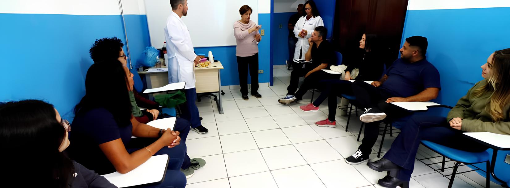 Caraguatatuba Abre Portas para o Futuro Como Encontros Tem ticos Est o Transformando Jovens em Profissionais Prontos para o Mercado de Trabalho