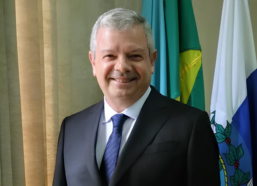 O Caso do Prefeito que Vetou a Si Mesmo: Um Imbróglio Político em Hortolândia Que Pode Mudar o Futuro da Gestão Pública 8 O Caso do Prefeito que Vetou a Si Mesmo Um Imbr glio Pol tico em Hortol ndia Que Pode Mudar o Futuro da Gest o P blica