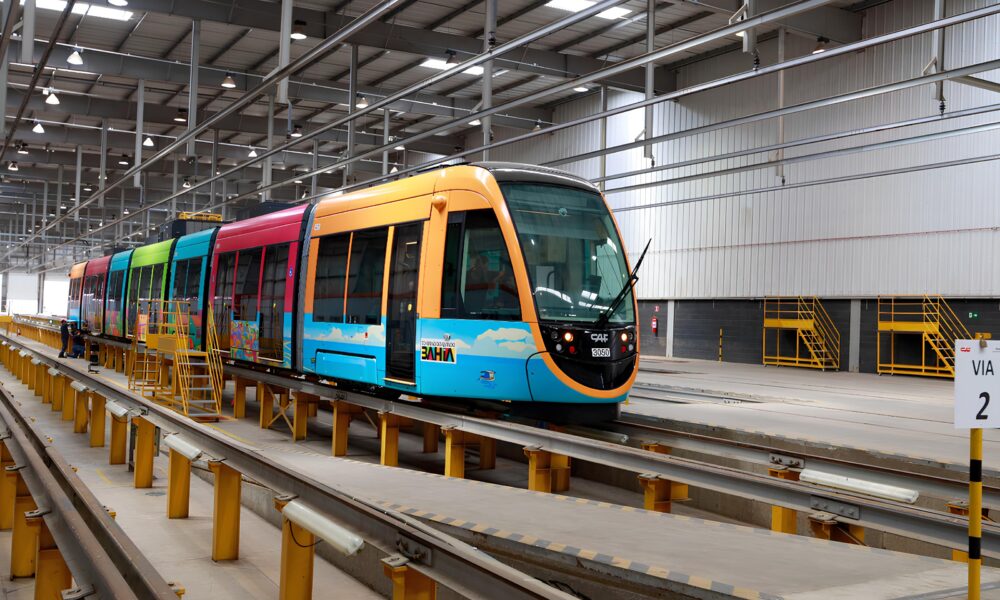 Salvador no Futuro Como o Novo VLT Est Transformando a Mobilidade Urbana na Bahia