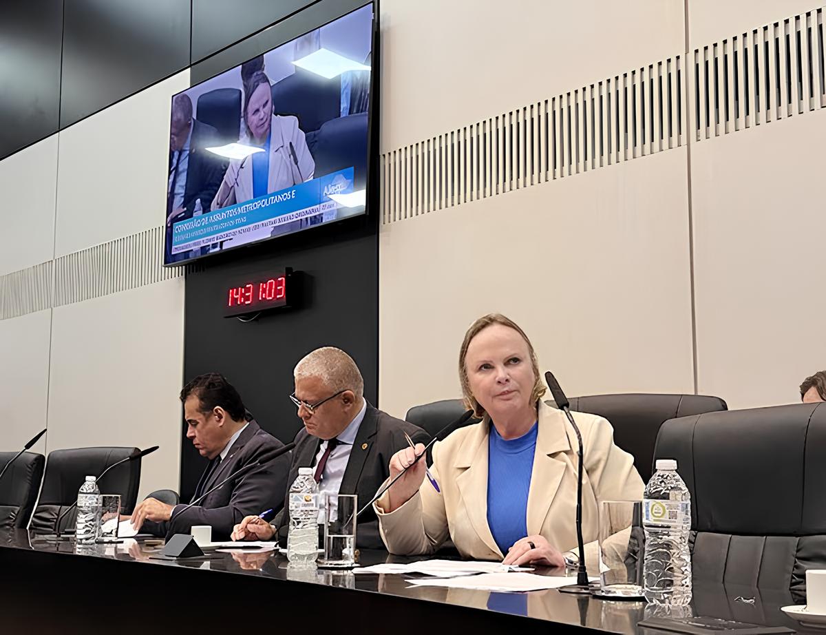Água Suja e Silêncio: A Luta de Hortolândia Contra a Sabesp 8 gua Suja e Sil ncio A Luta de Hortol ndia Contra a Sabesp